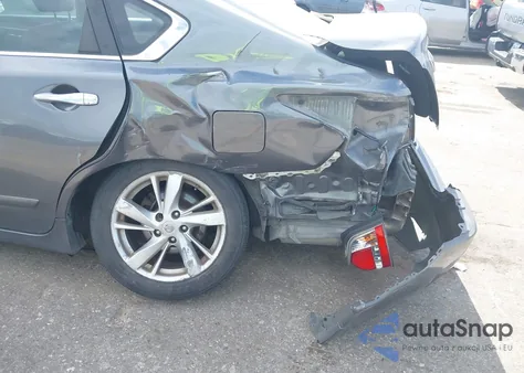 2015 Nissan Altima 2.5 Sl из США, поврежденный, VIN 1N4AL3AP6FC128605